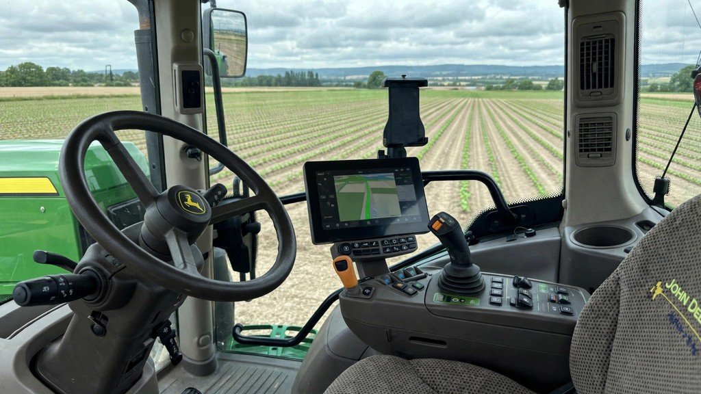 John Deere 9630 cab controls and display - Vehicle Review Hub