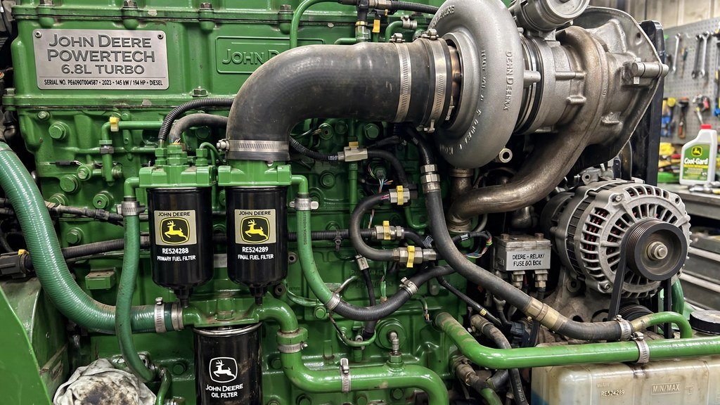 John Deere 9RX 590 JD14 engine reliability and durability - Vehicle Review Hub